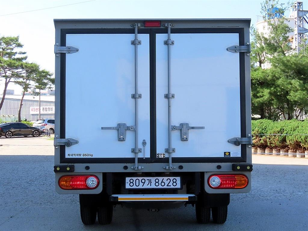 Small Truck Cargo (small) - Vista 4