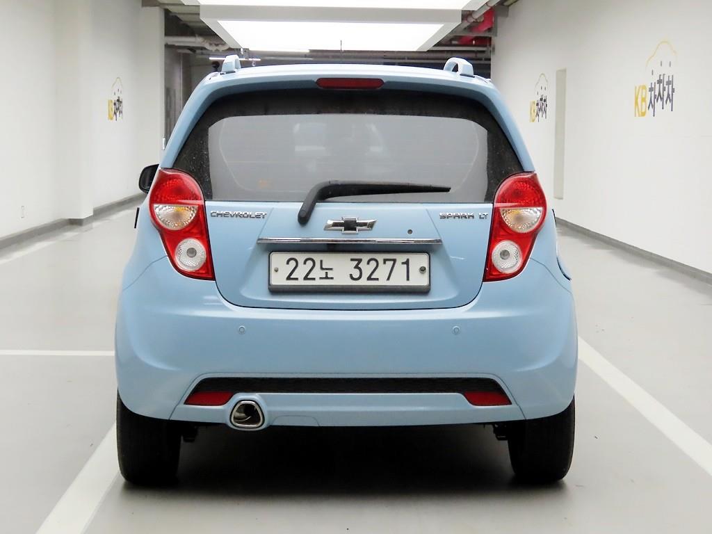 Chevrolet Spark - Vista 3
