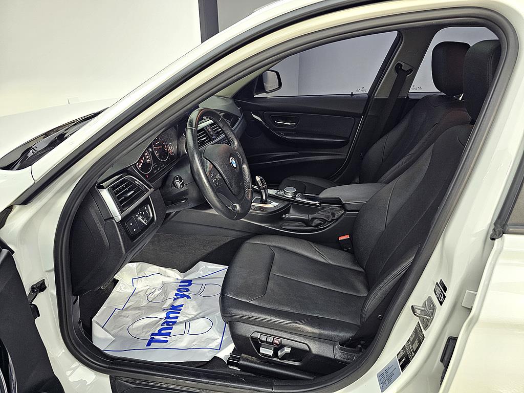 BMW 3 series - Vista 8