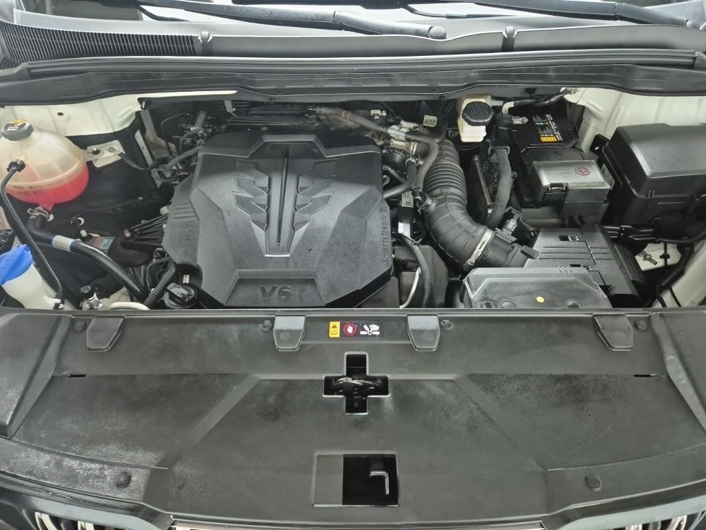 KIA Carnival - Vista 5