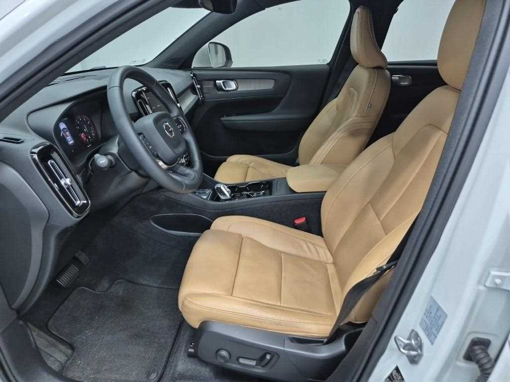 Volvo XC40 - Vista 10