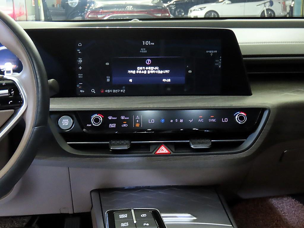 KIA K8 - Vista 11