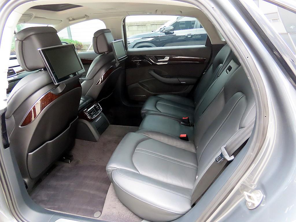 Audi A8 - Vista 6