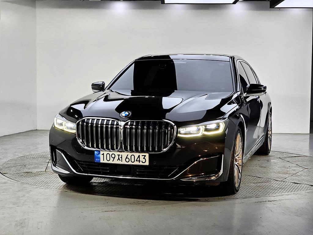 BMW 7 Series - Vista 2