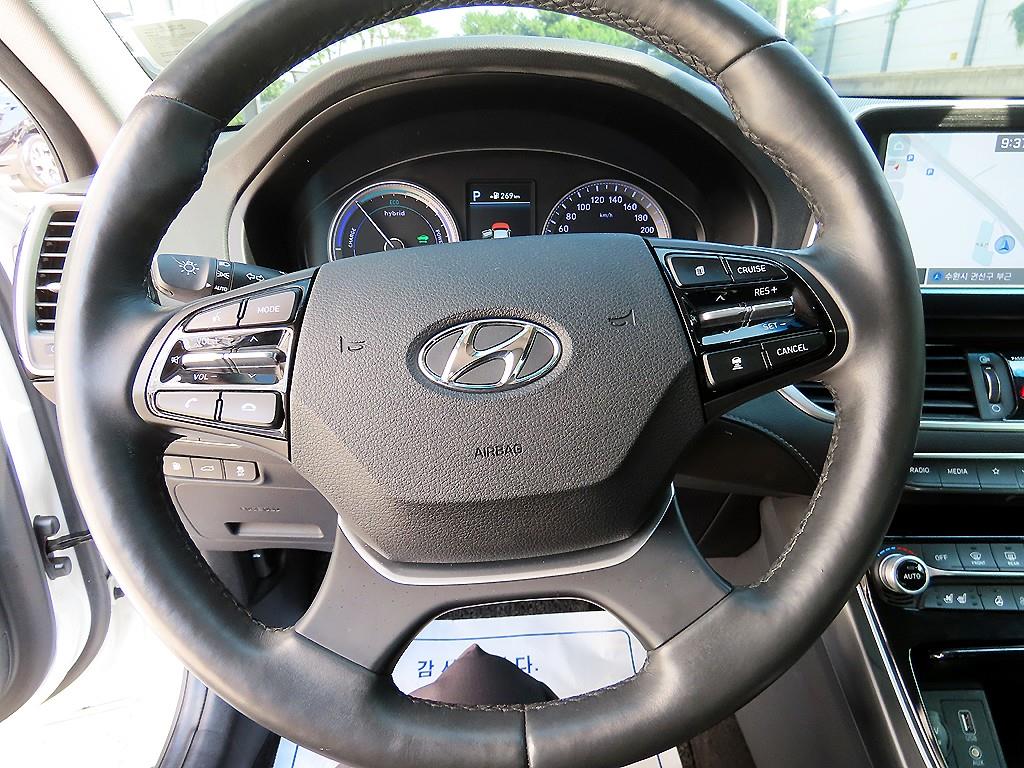 HYUNDAI Grandeur - Vista 8