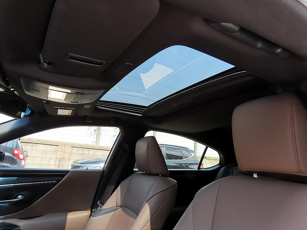 Lexus ES 2024 Blanco - Importación desde Corea - HF Imports Iquique - Foto 17