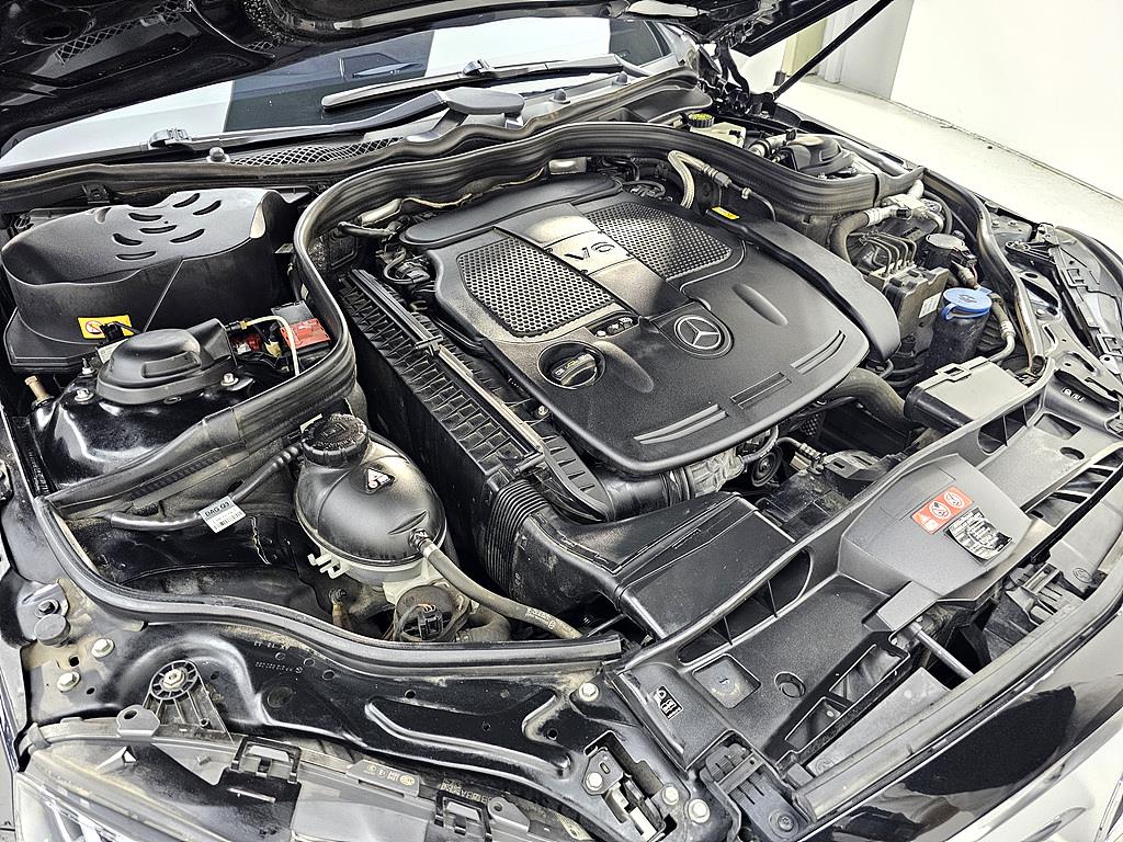 Mercedes Benz E class - Vista 6