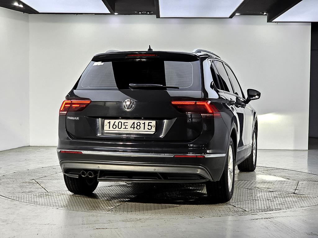 Volkswagen Tiguan - Vista 3
