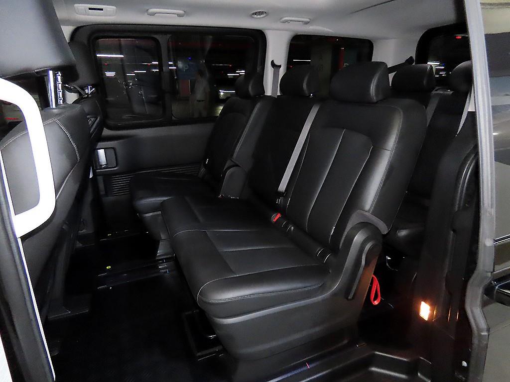 HYUNDAI Staria - Vista 7