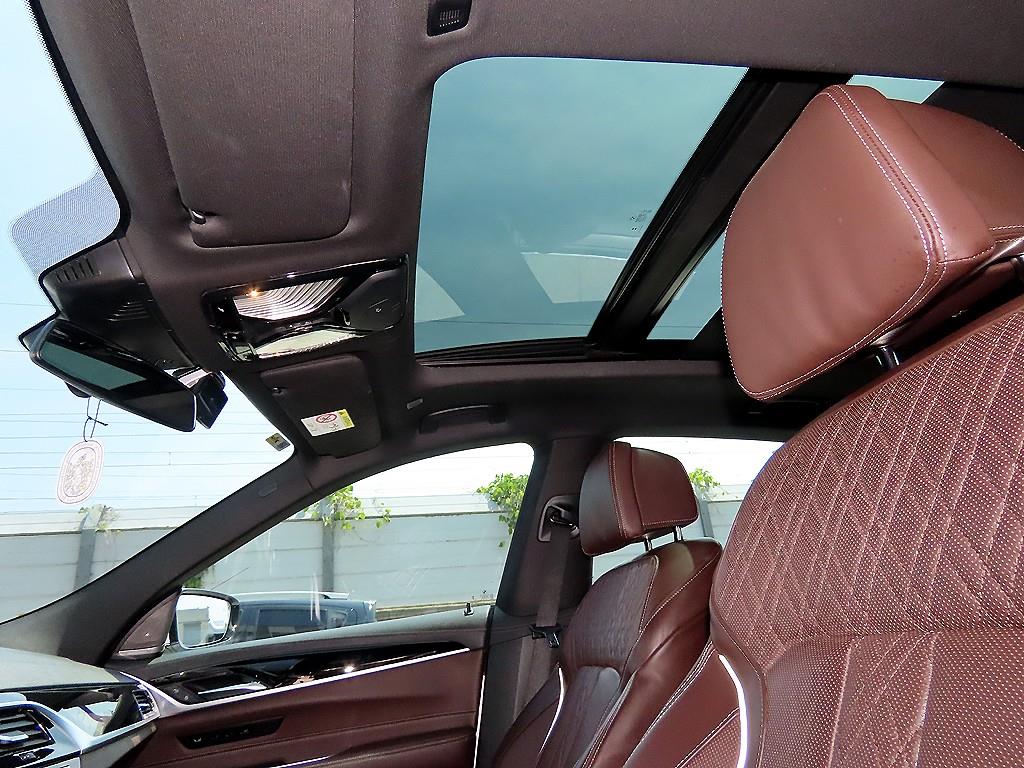 BMW Gran Turismo 2023 Blanco - Importación desde Corea - HF Imports Iquique - Foto 16