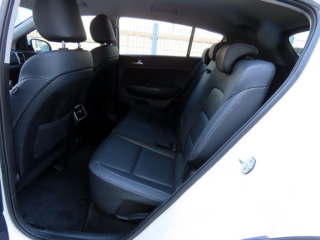 KIA Sportage - Vista 6