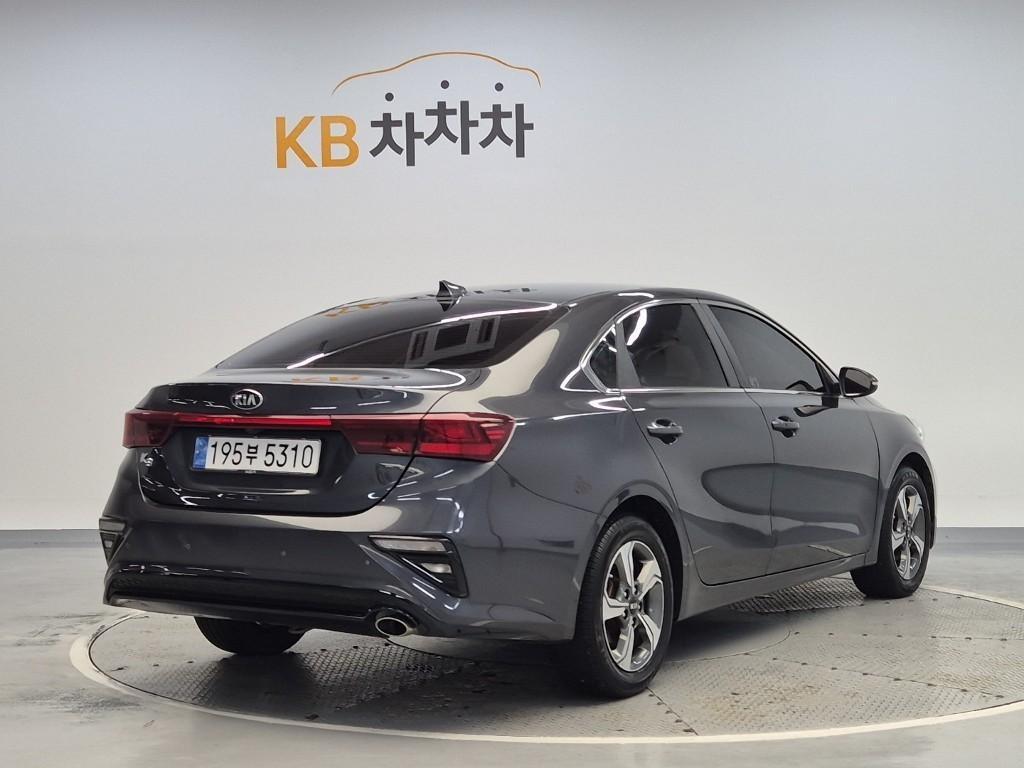 KIA K3 - Vista 3