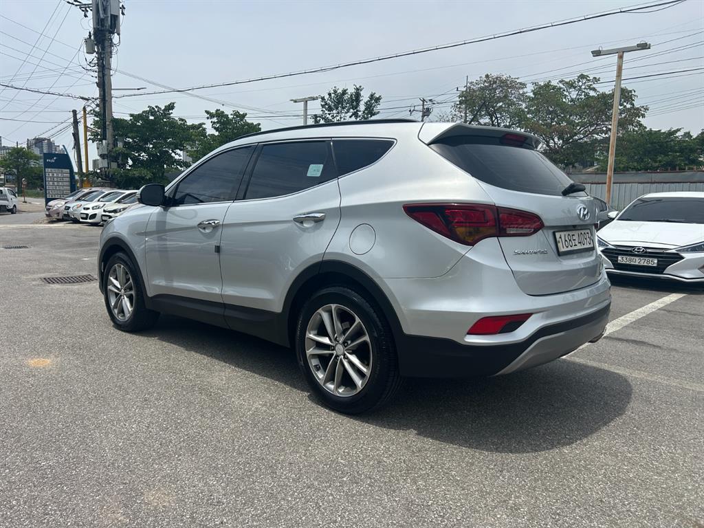 HYUNDAI Santa Fe - Vista 6