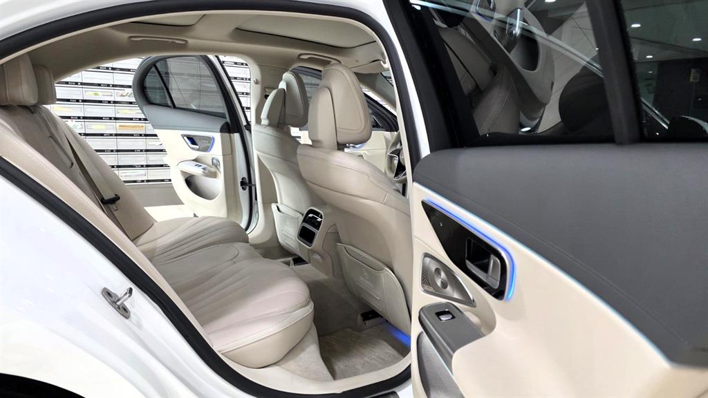 Mercedes Benz E class - Vista 2