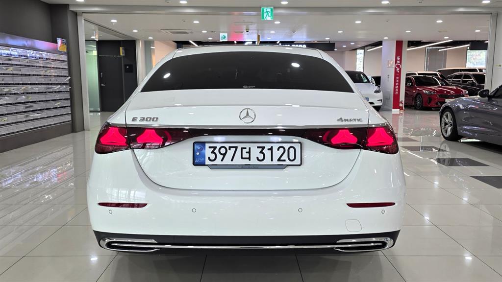 Mercedes Benz E class 2025 Blanco - Importación desde Corea - HF Imports Iquique - Foto 15
