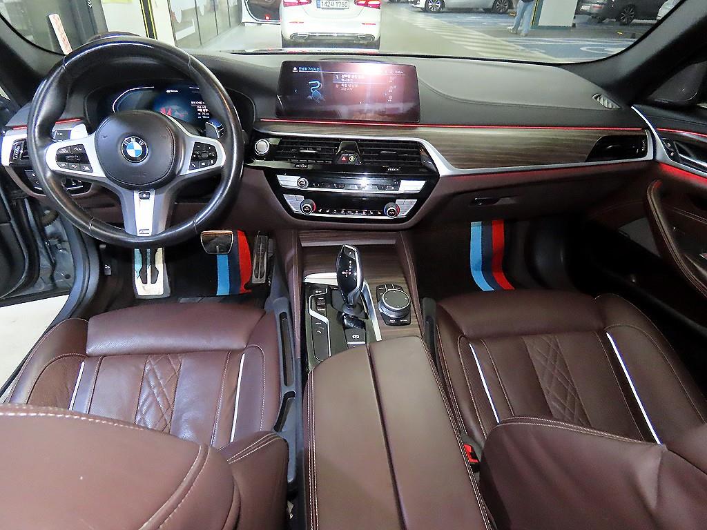BMW 5 Series - Vista 10
