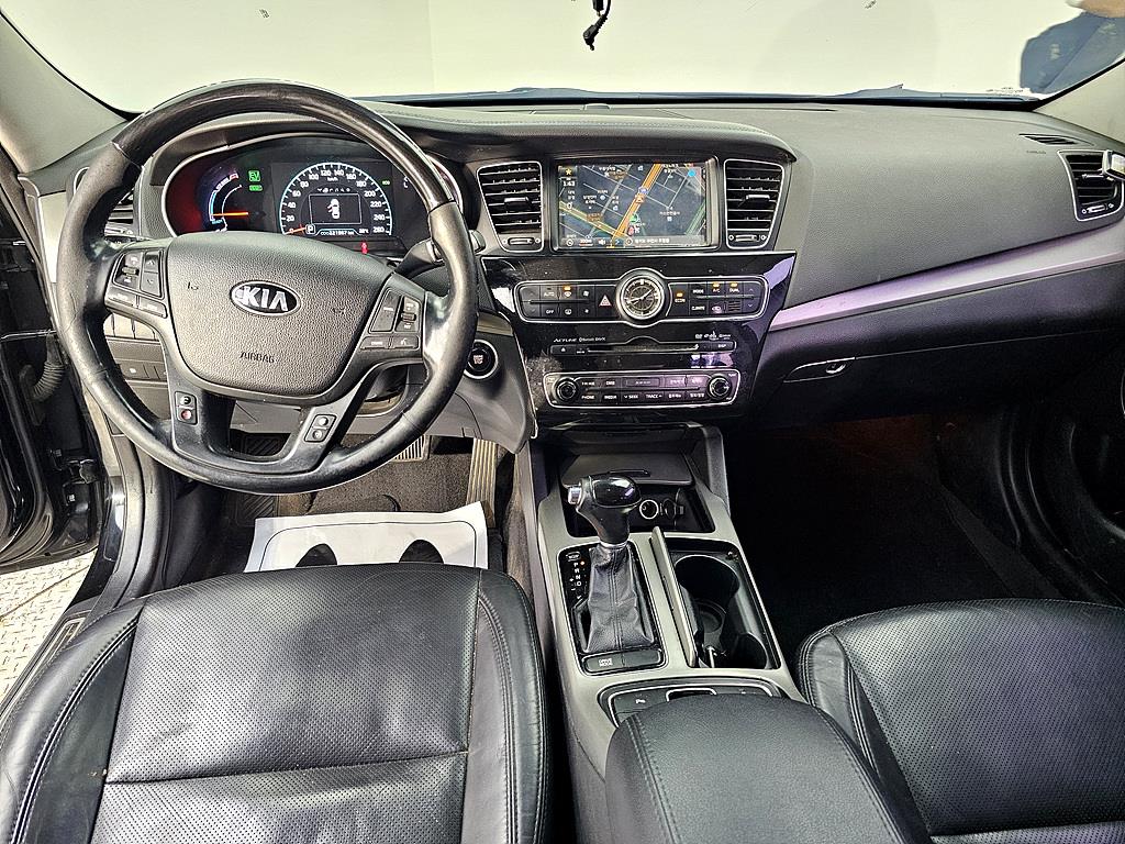 KIA K7 - Vista 5