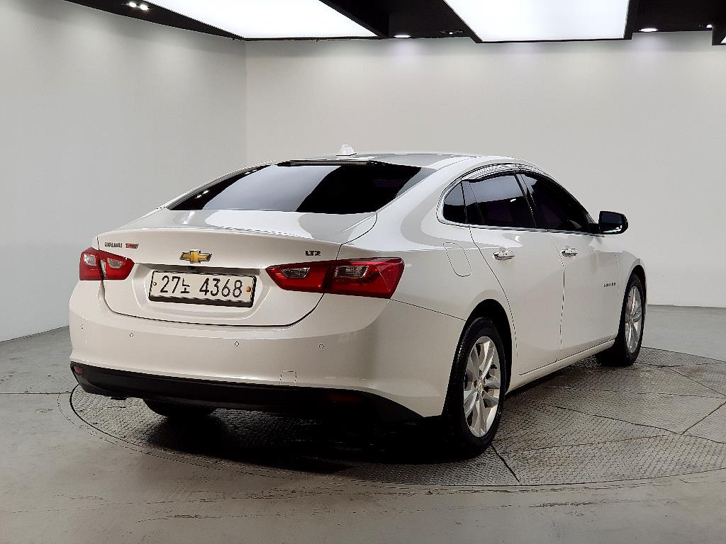 Chevrolet Malibu - Vista 4