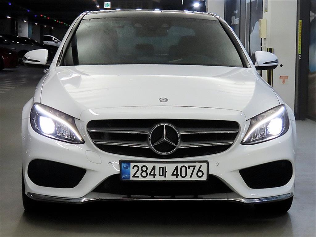 Mercedes Benz C Class - Vista 2