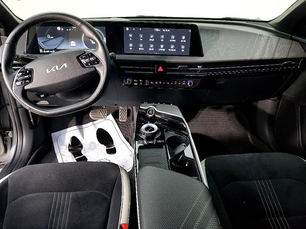KIA EV6 - Vista 5