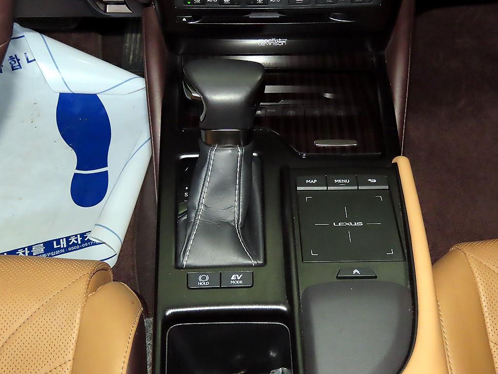 Lexus ES - Vista 12