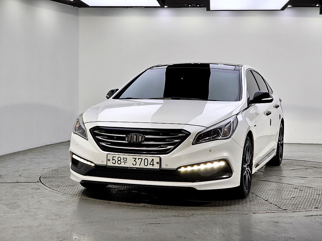 HYUNDAI Sonata - Vista 2