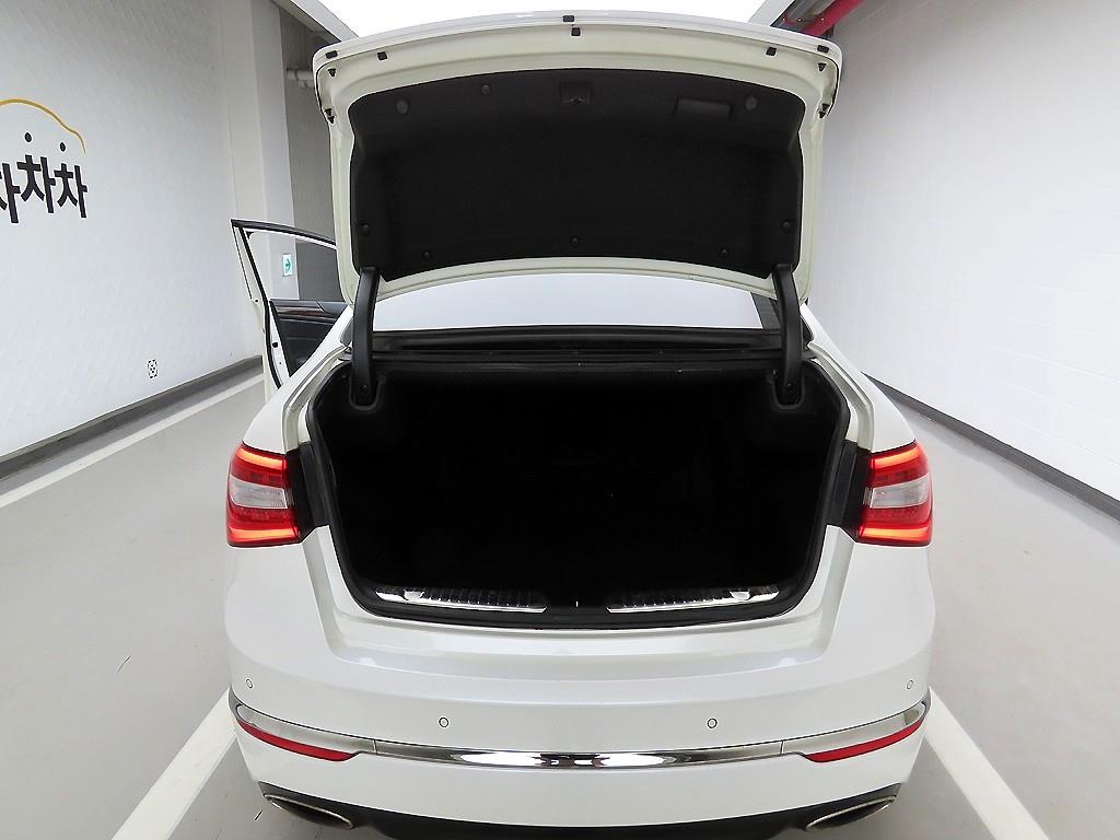 KIA K7 - Vista 5