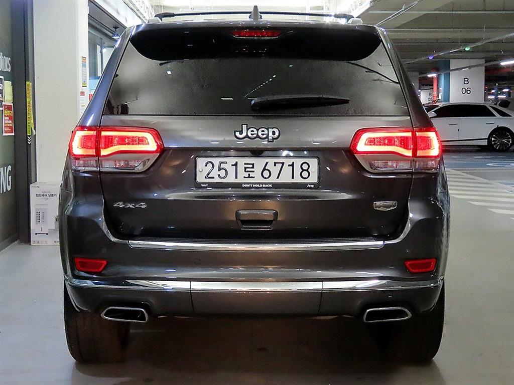 Jeep Cherokee - Vista 6