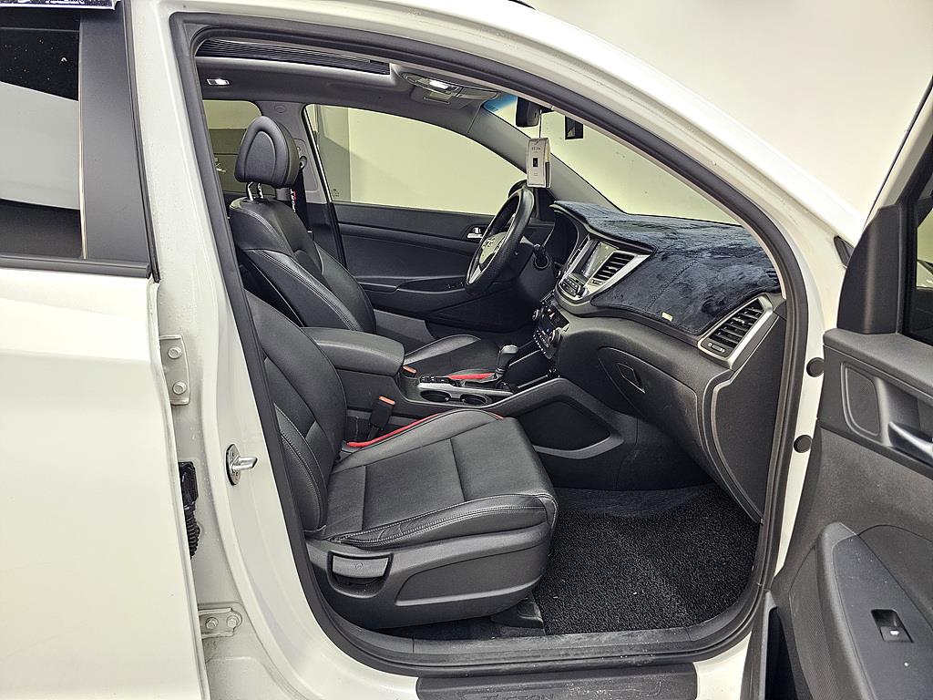 HYUNDAI Tucson - Vista 11