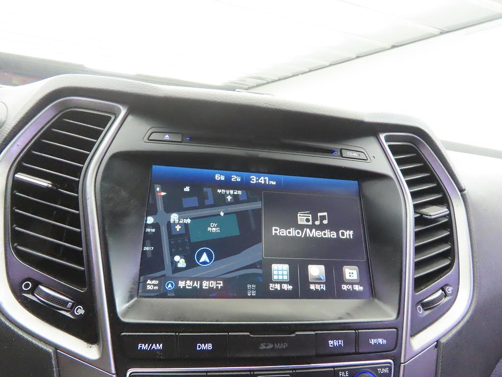 HYUNDAI Santa Fe 2016 Blanco - Importación desde Corea - HF Imports Iquique - Foto 13