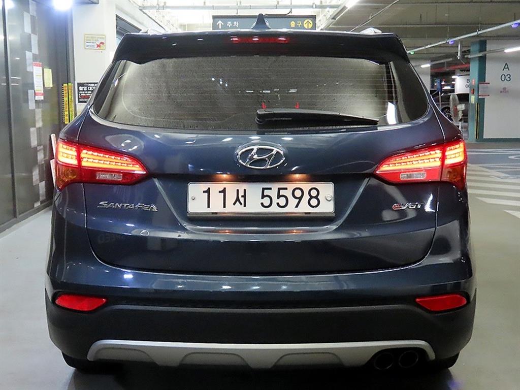 HYUNDAI Santa Fe - Vista 5