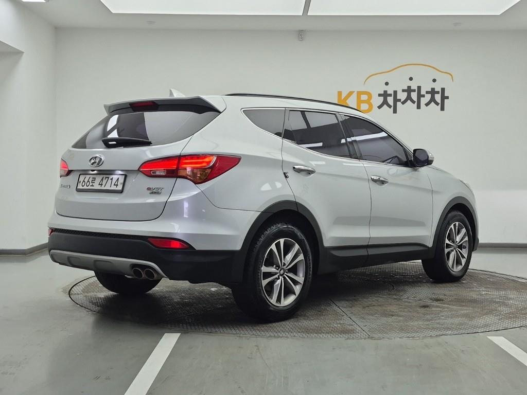 HYUNDAI Santa Fe - Vista 4