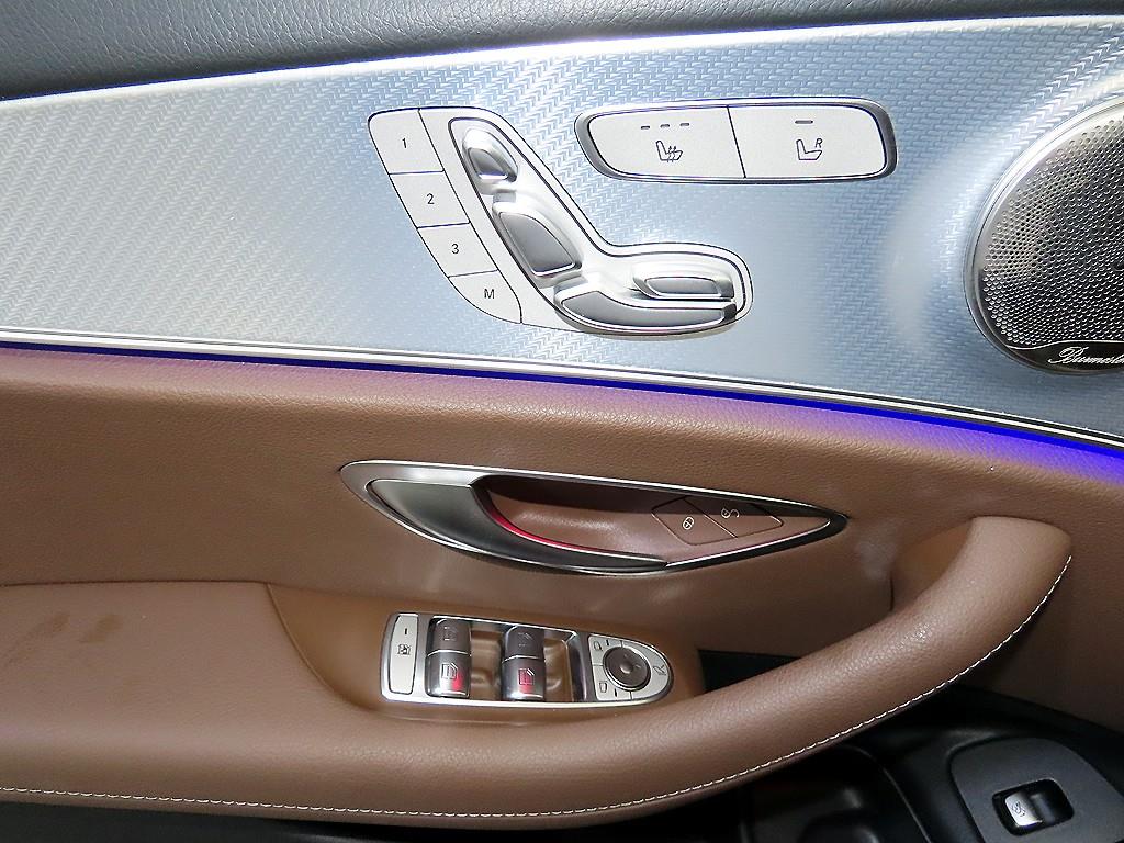 Mercedes Benz E class 2020 Azul - Importación desde Corea - HF Imports Iquique - Foto 14