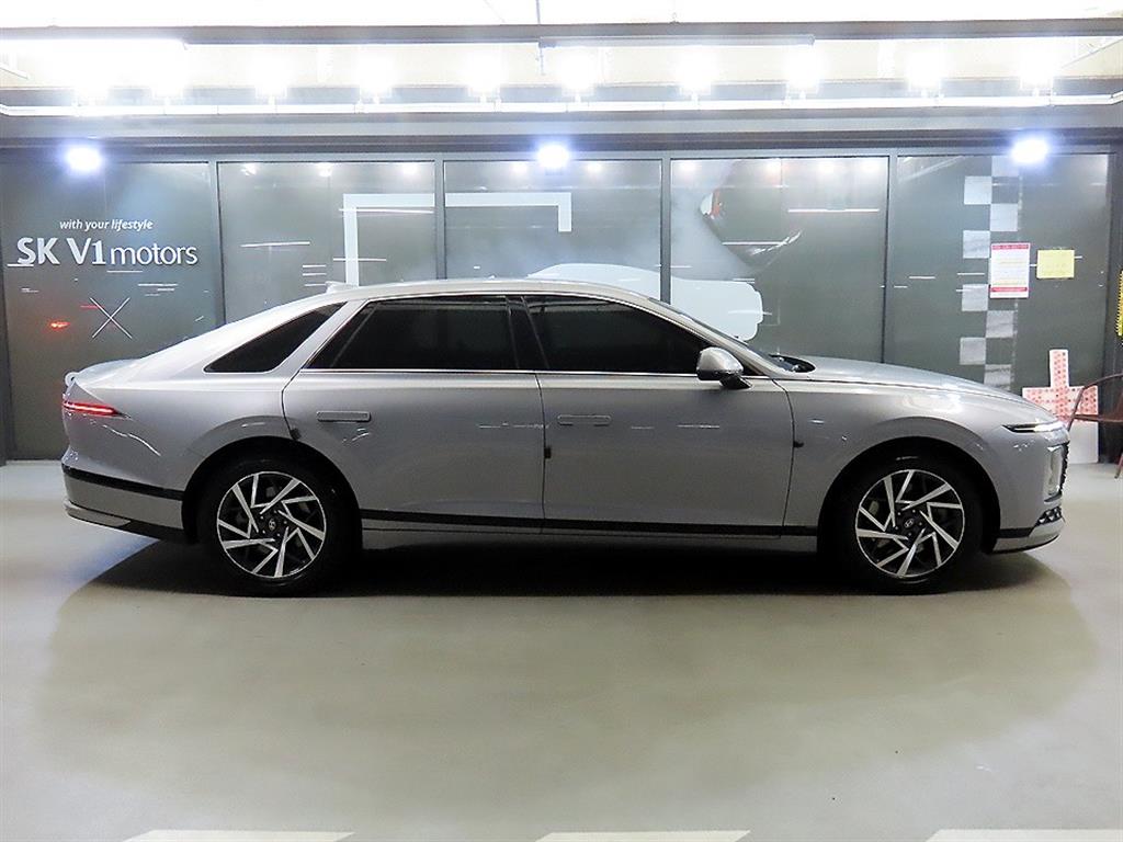HYUNDAI Grandeur - Vista 3