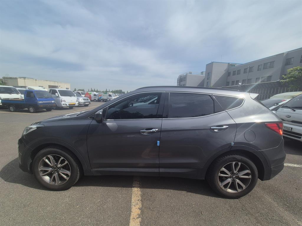 HYUNDAI Santa Fe - Vista 4