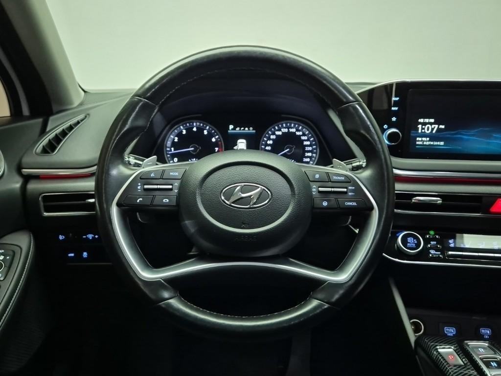 HYUNDAI Sonata - Vista 9