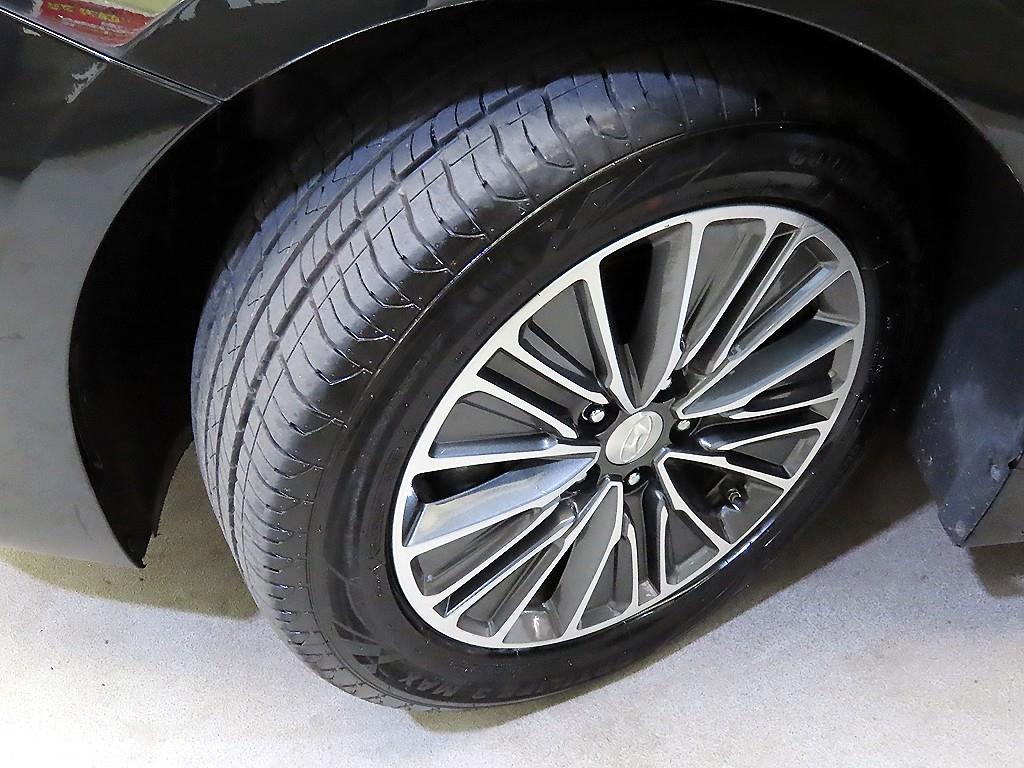 HYUNDAI Grandeur 2018 Negro - Importación desde Corea - HF Imports Iquique - Foto 19