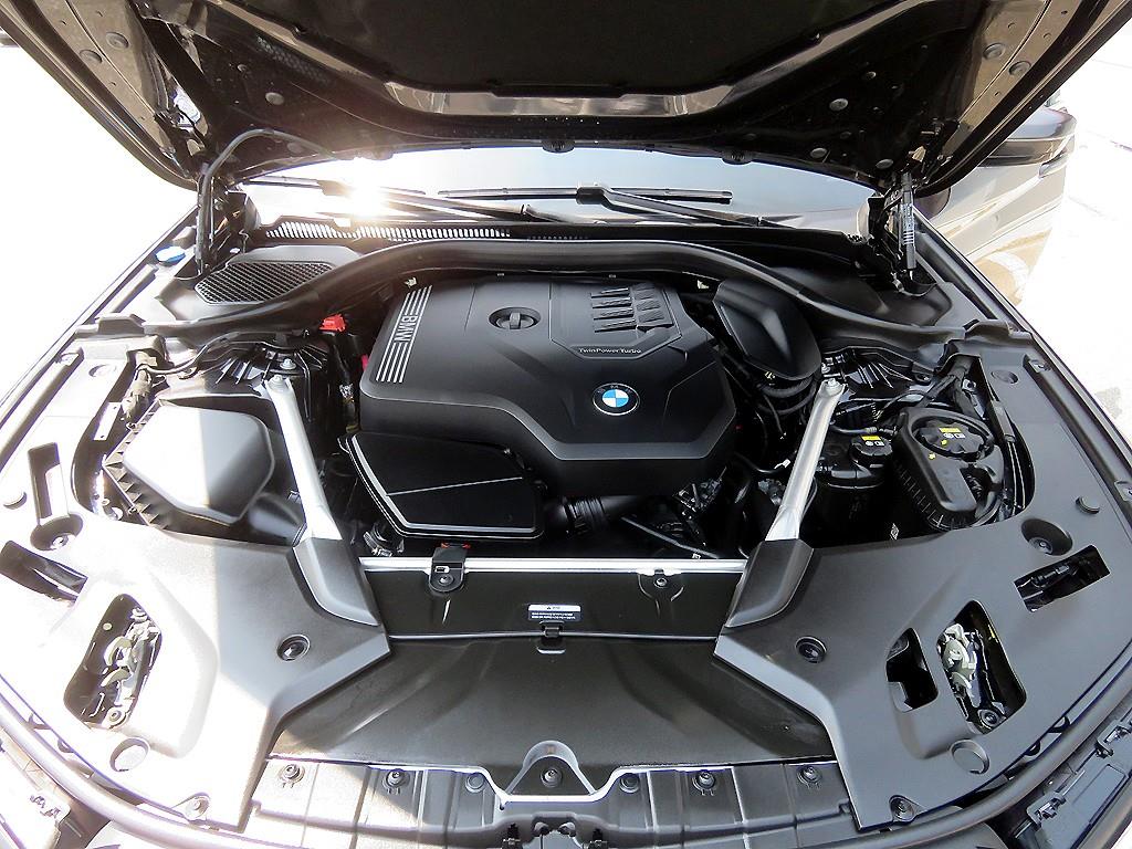 BMW 5 Series 2022 Gris - Importación desde Corea - HF Imports Iquique - Foto 19