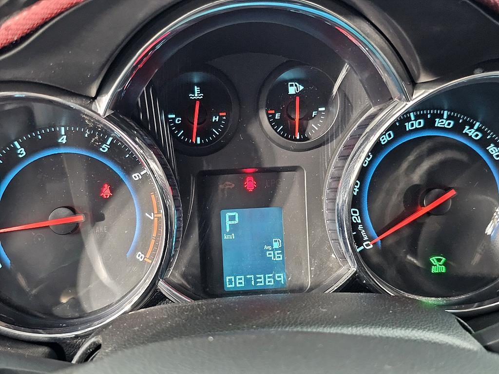 Chevrolet Cruise - Vista 7