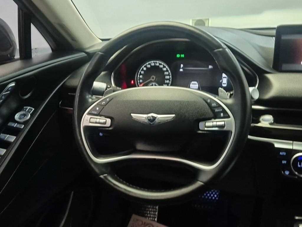 Genesis G80 - Vista 9
