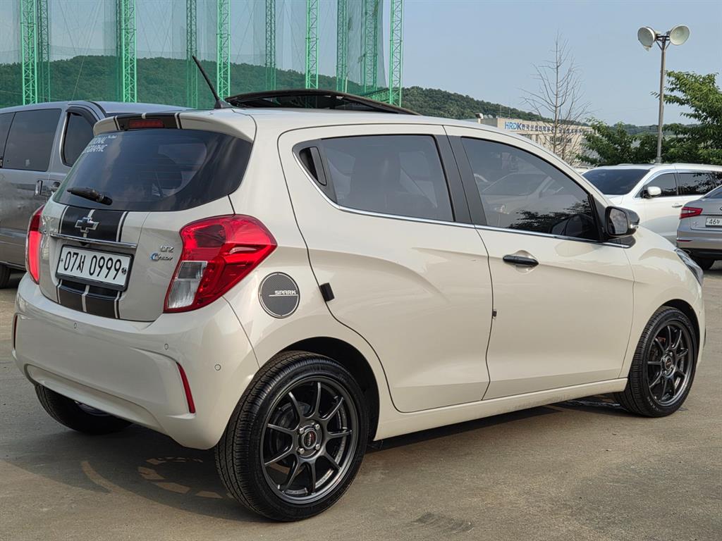 Chevrolet Spark - Vista 4