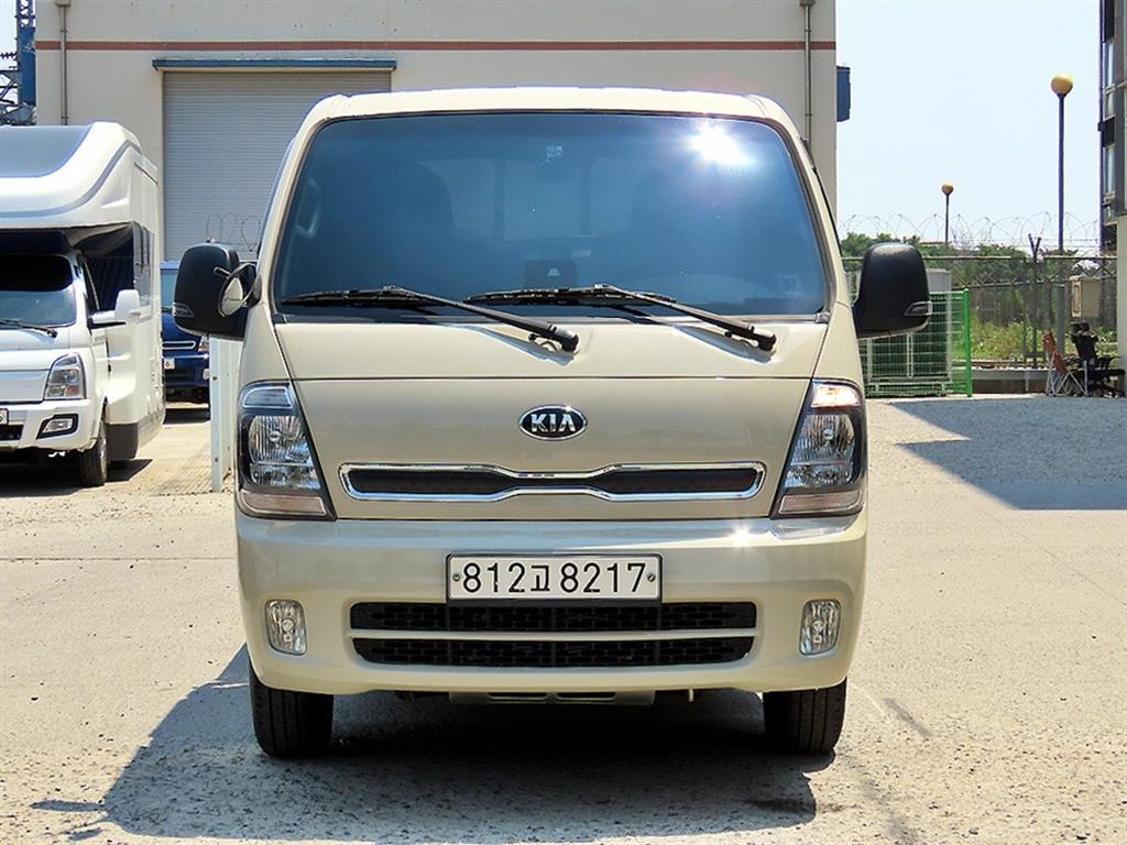 Small Truck Cargo (small) 2022 the color of pearl - Importación desde Corea - HF Imports Iquique - Foto 1