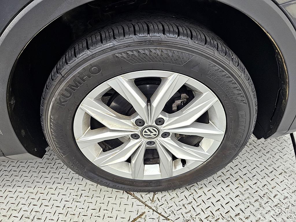 Volkswagen Tiguan 2020 Gris - Importación desde Corea - HF Imports Iquique - Foto 20