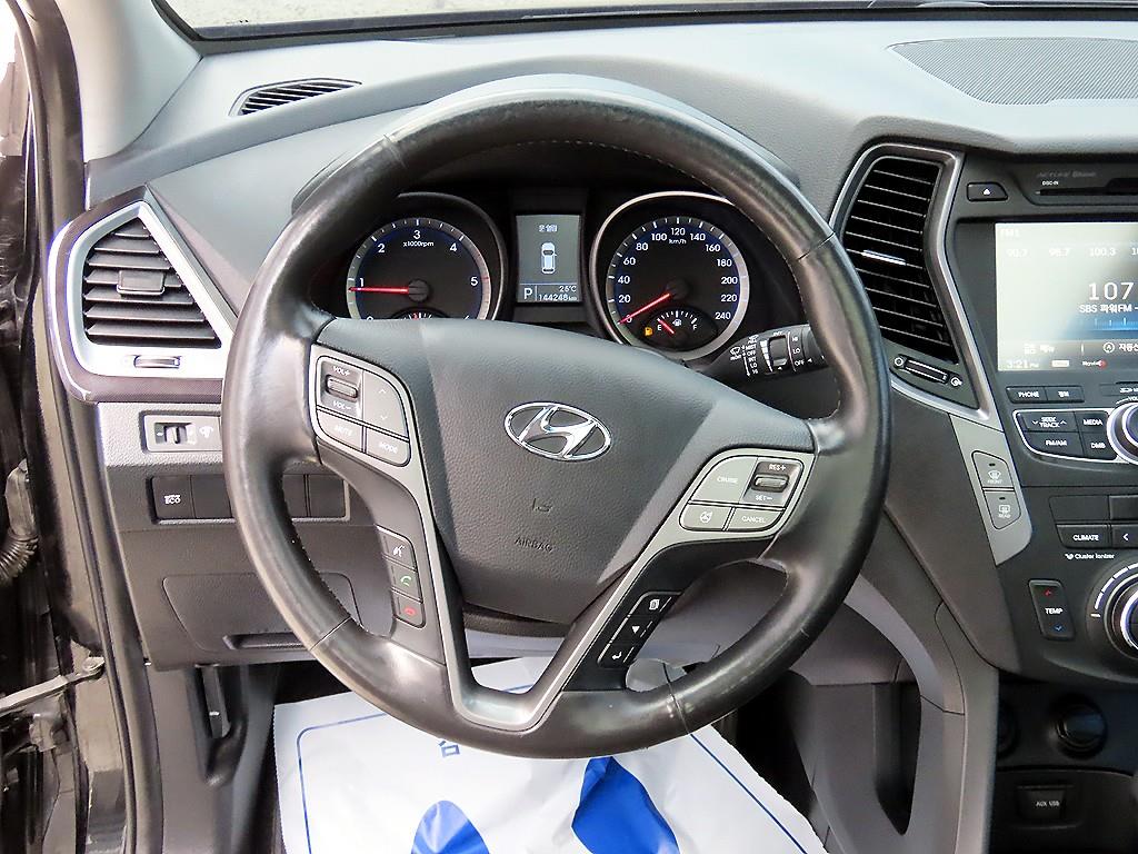 HYUNDAI Santa Fe - Vista 8