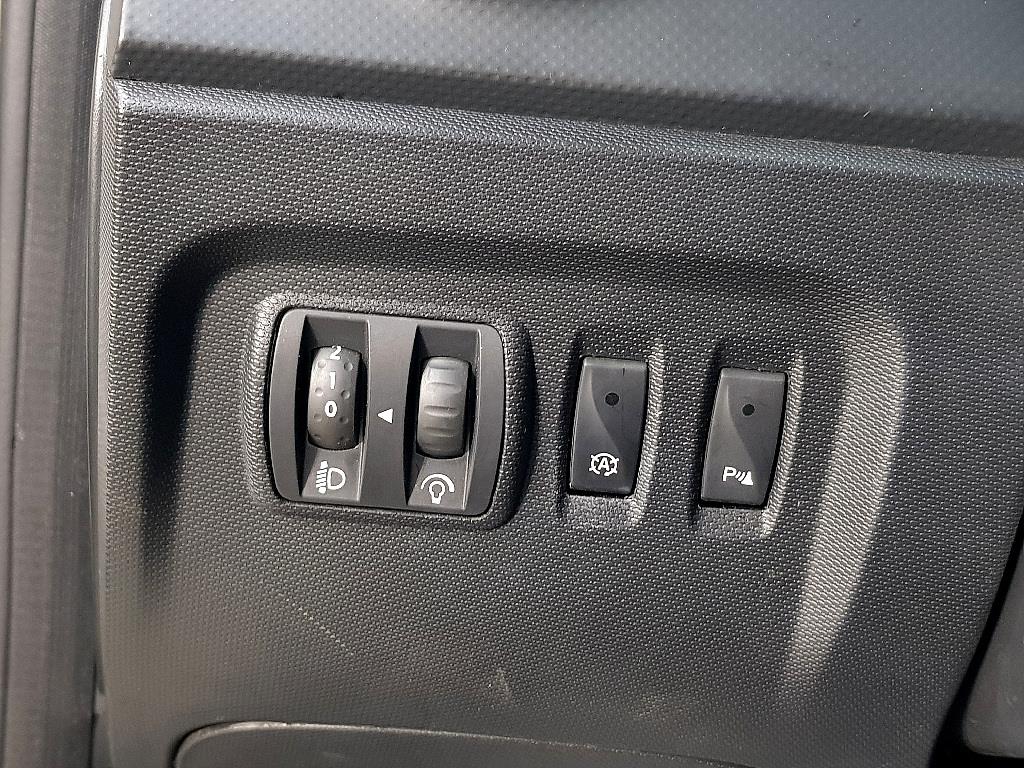 SAMSUNG QM3 - Vista 11