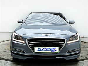 HYUNDAI Genesis - Vista 2
