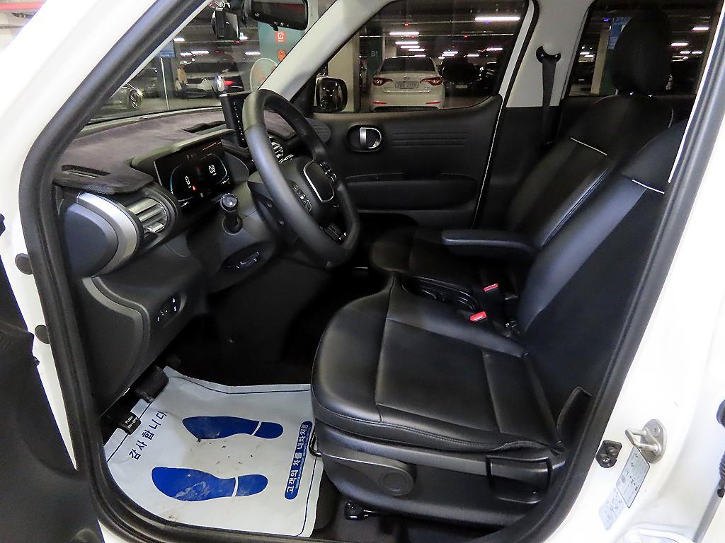 HYUNDAI Casper - Vista 6