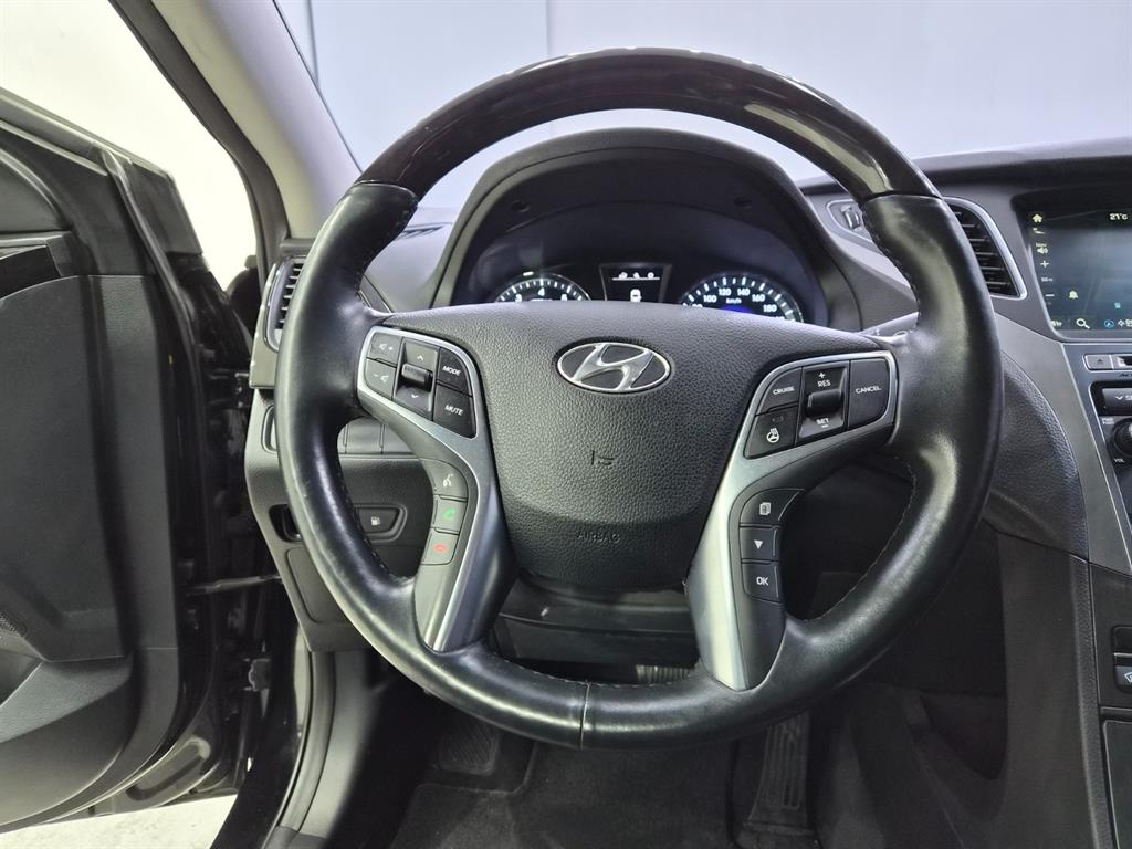 HYUNDAI Grandeur - Vista 8