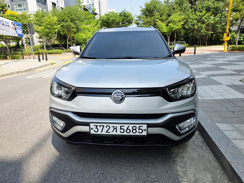 Ssangyong Tivoli 2019 Gris - Importación desde Corea - HF Imports Iquique - Foto 1
