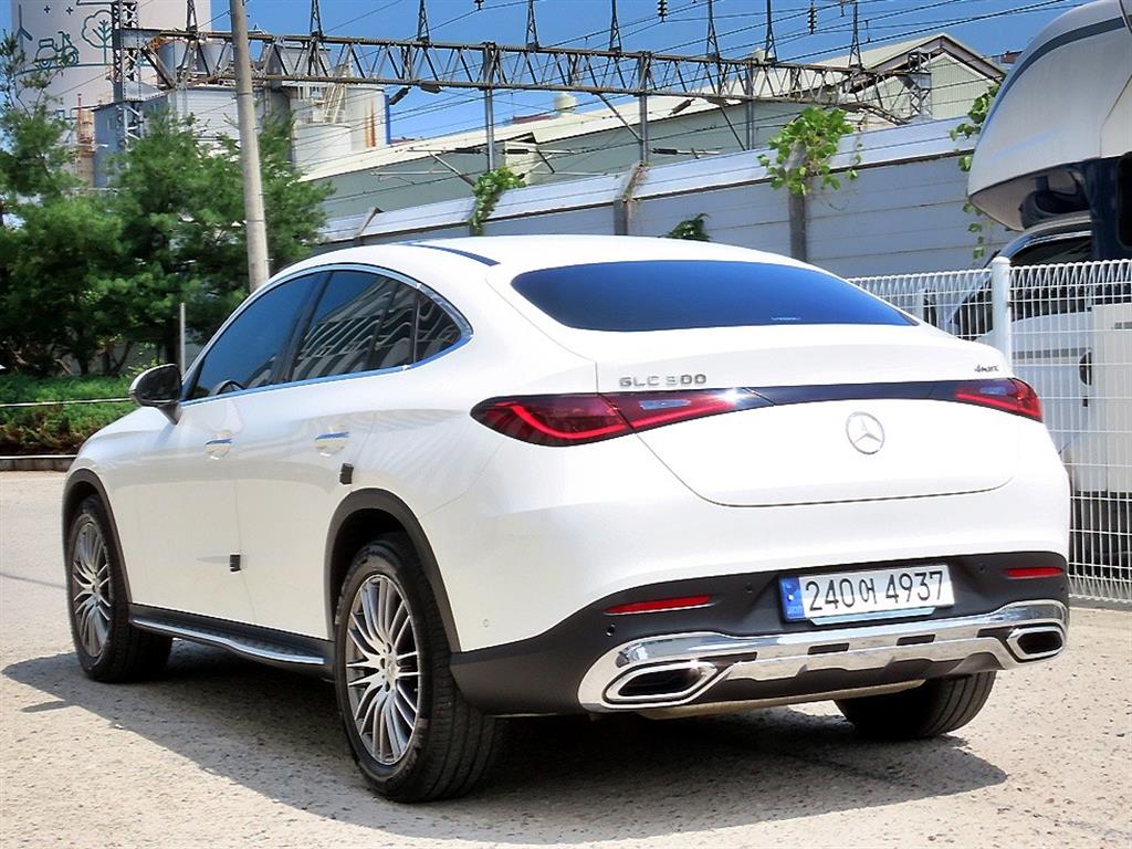 Mercedes Benz GLC Class - Vista 3